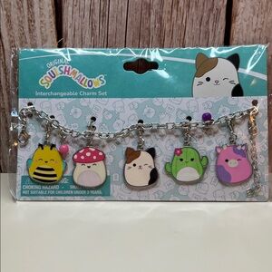 New In Package Original Squishmallows Interchangeable Charm Bracelet Set !